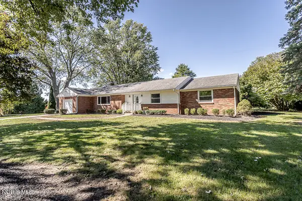 3838 Albon Road, Monclova, OH 43542