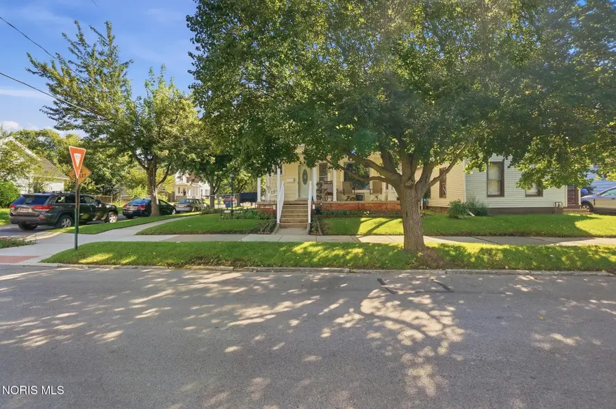 1303 Dawson Street, Toledo, OH 43605 - #2