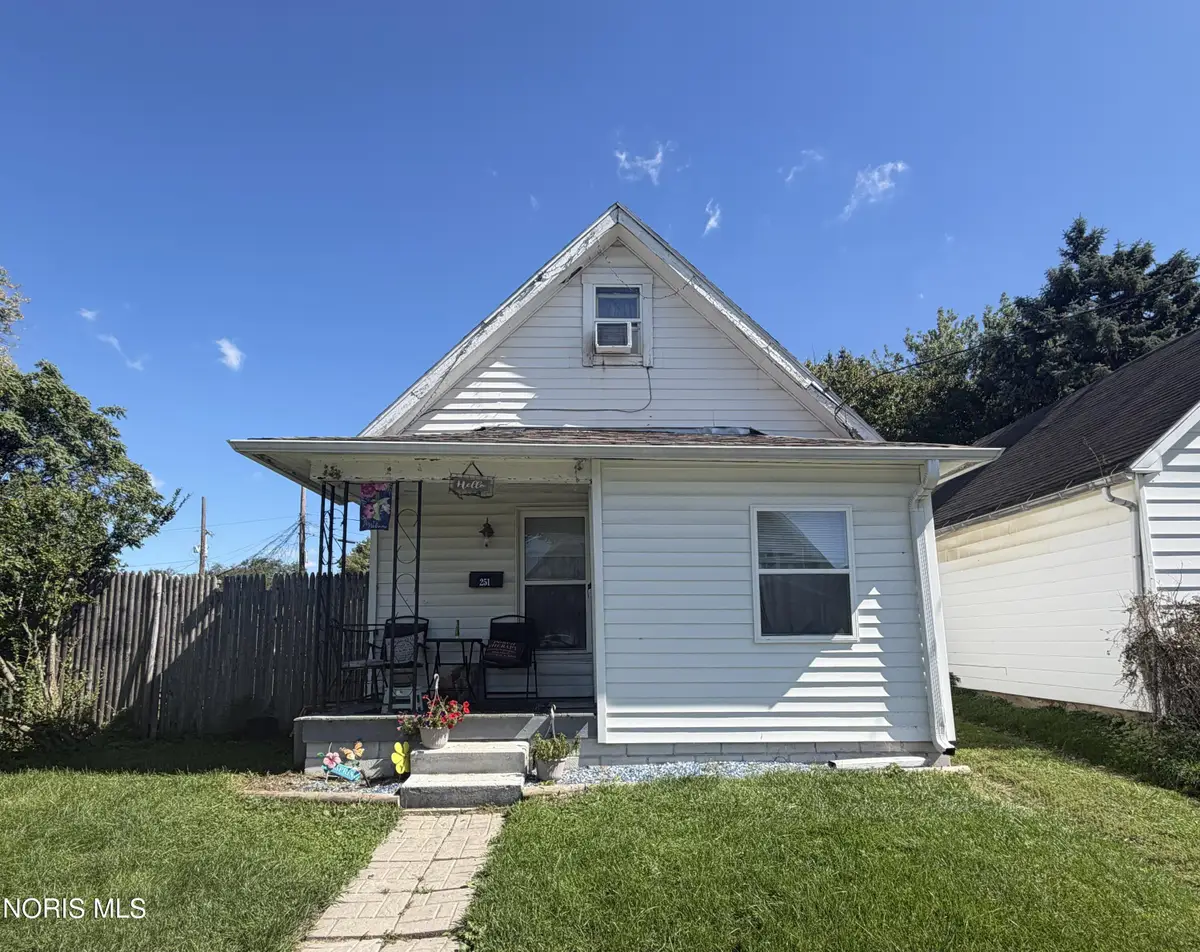 251 Spring Grove Avenue, Toledo, OH 43605 - #1