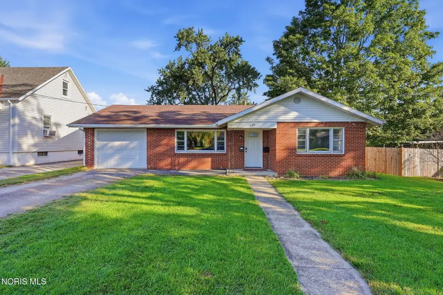 136 E Hobart Avenue, Findlay, OH 45840 - #2