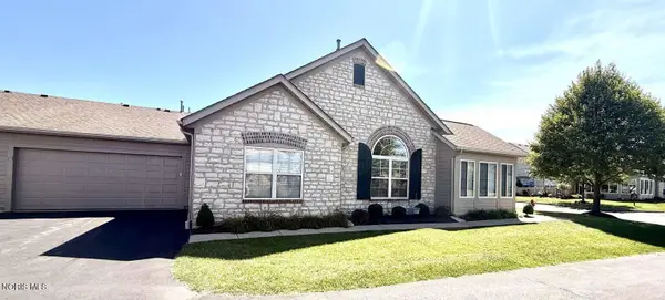 2835 N Canterbury Circle #A, Port Clinton, OH 43452