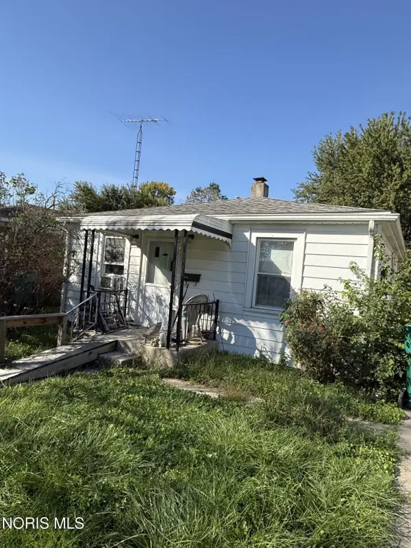 1130 Lewis Street, Rossford, OH 43460
