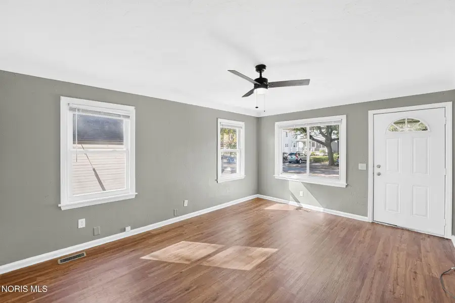 4550 Willys Parkway, Toledo, OH 43612 - #2
