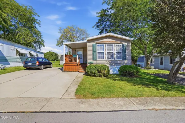 1467 Eastshore Drive, Findlay, OH 45840