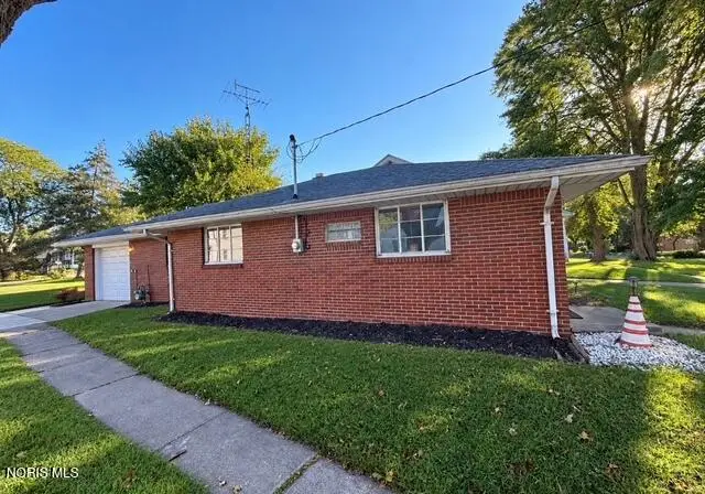 1588 Eleanor Avenue, Toledo, OH 43612 - #2