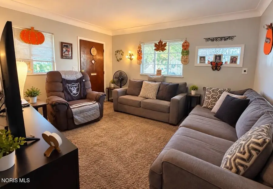 1588 Eleanor Avenue, Toledo, OH 43612 - #3