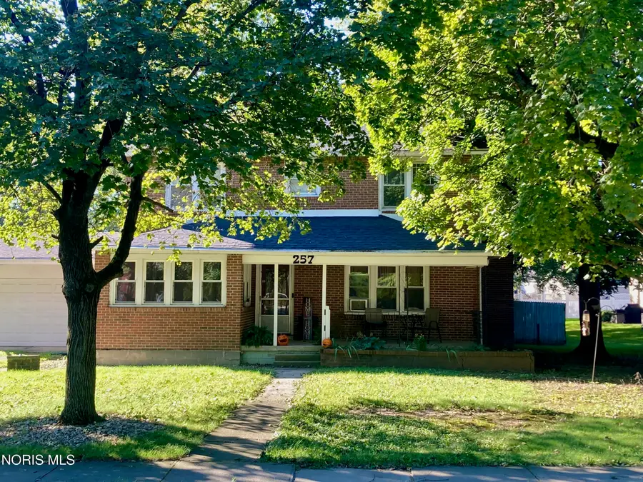 257 S Main Street, McComb, OH 45858 - #2