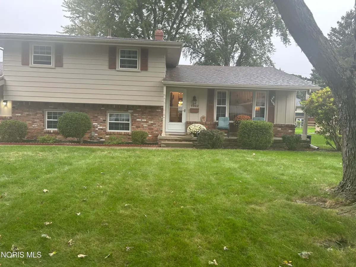 1962 Oaklawn Drive, Toledo, OH 43614 - #1