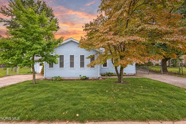 7043 Dunn Drive, Holland, OH 43528