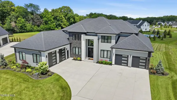 1125 Hunting Creek Drive, Perrysburg, OH 43551
