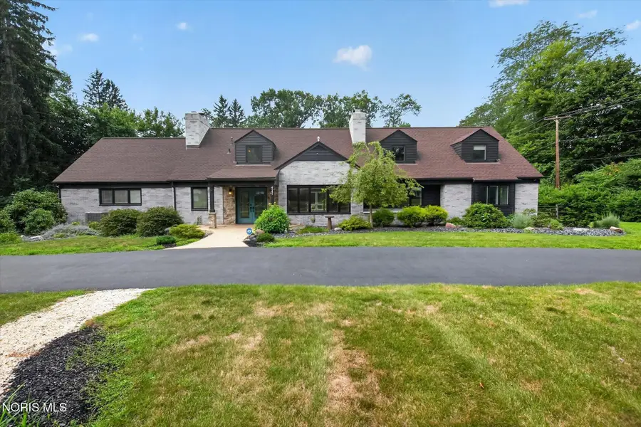 4545 Indian Road, Ottawa Hills, OH 43615 - #2