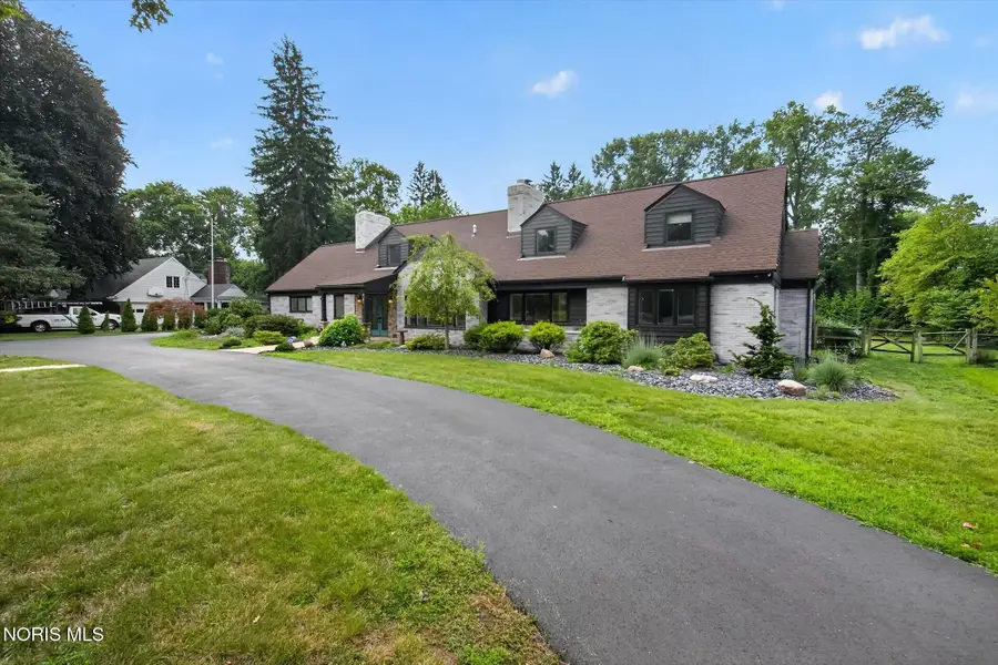 4545 Indian Road, Ottawa Hills, OH 43615 - #3