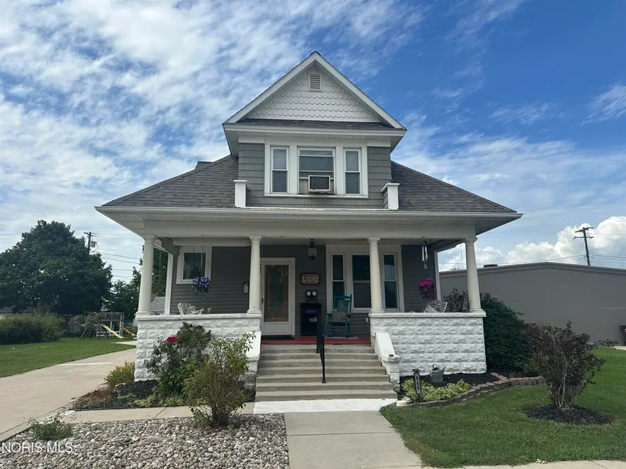 660 Perry Street, Defiance, OH 43512 - #2