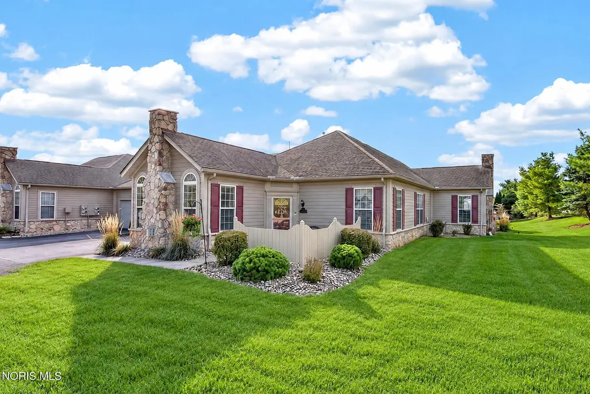 7712 W Watermark Drive, Findlay, OH 45840 - #1