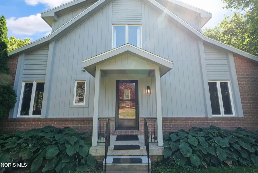 11005 S River Road, Grand Rapids, OH 43522 - #3