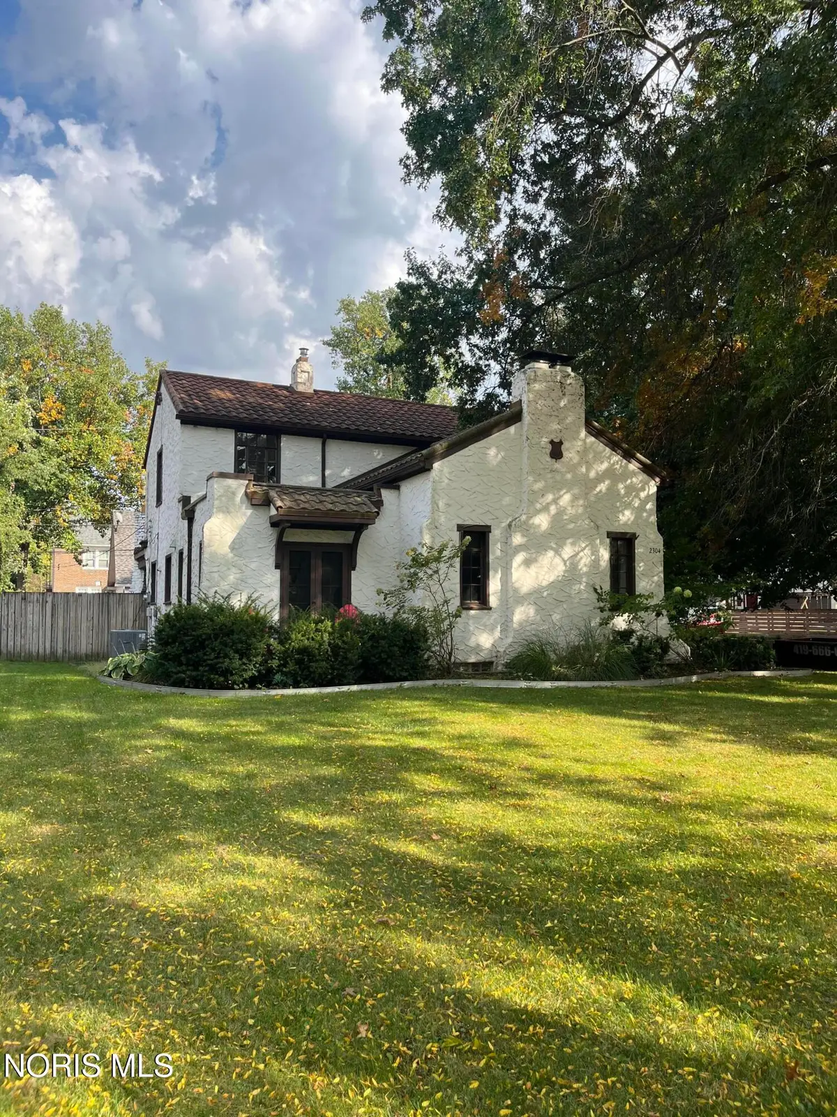 2304 Drummond Road, Toledo, OH 43606 - #1
