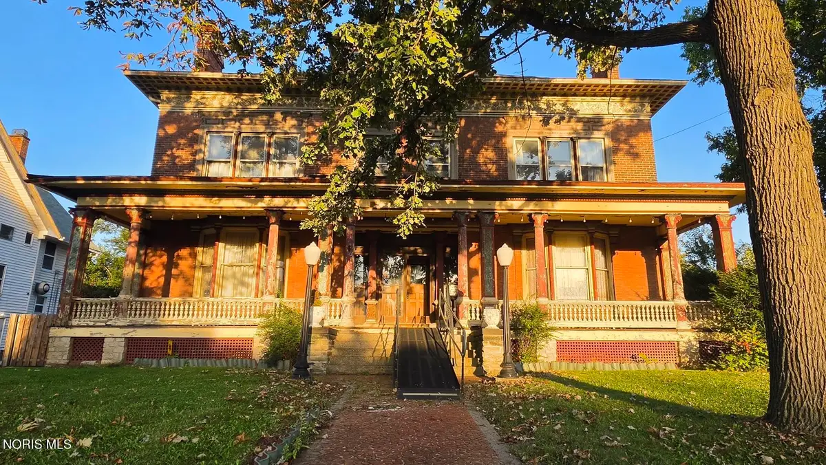 2256 Collingwood Boulevard, Toledo, OH 43620 - #1