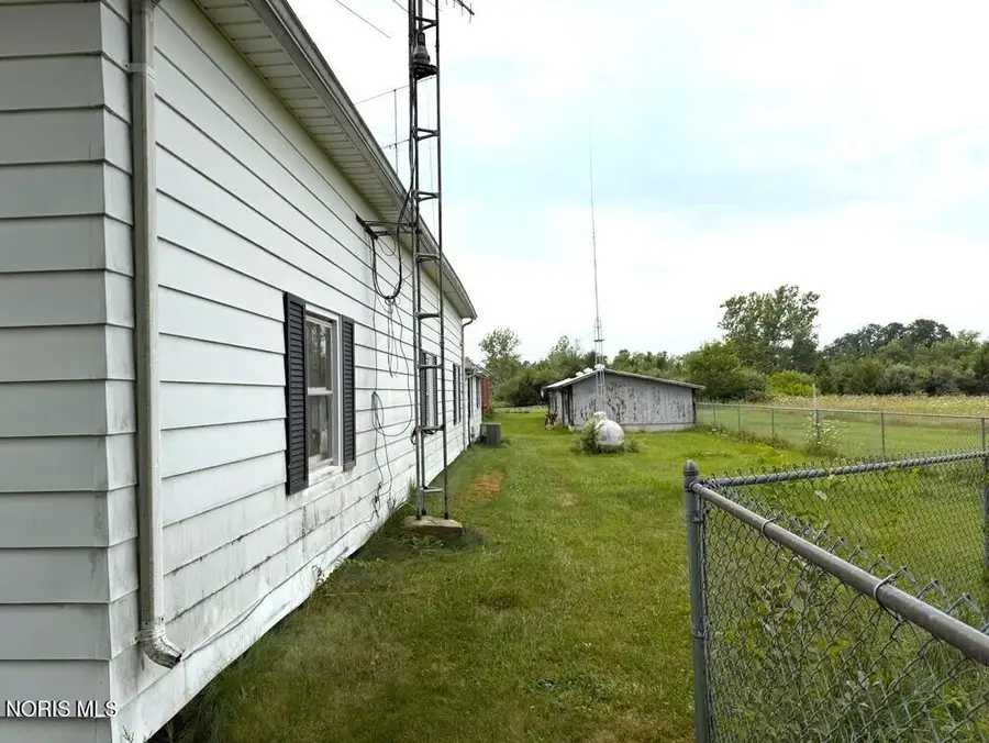19707 Lemoyne Road, Luckey, OH 43443 - #3