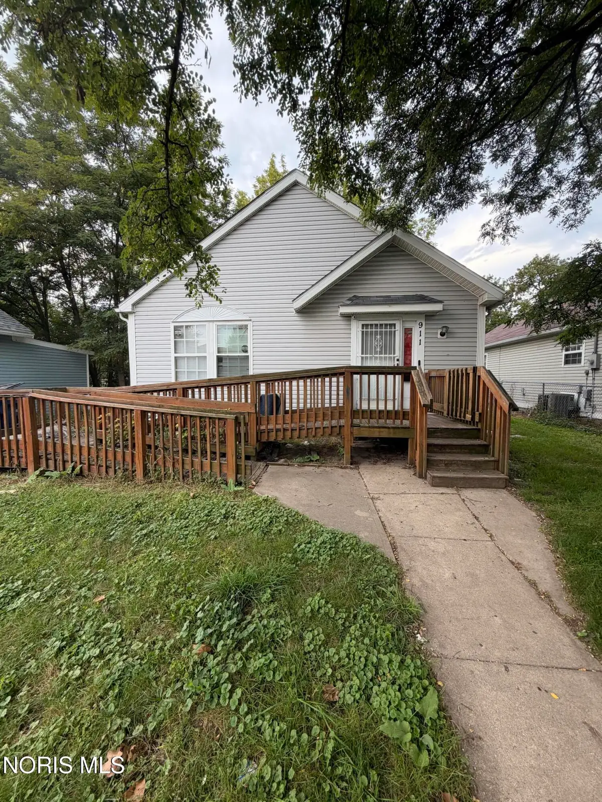 911 N Ontario Street, Toledo, OH 43604 - #1