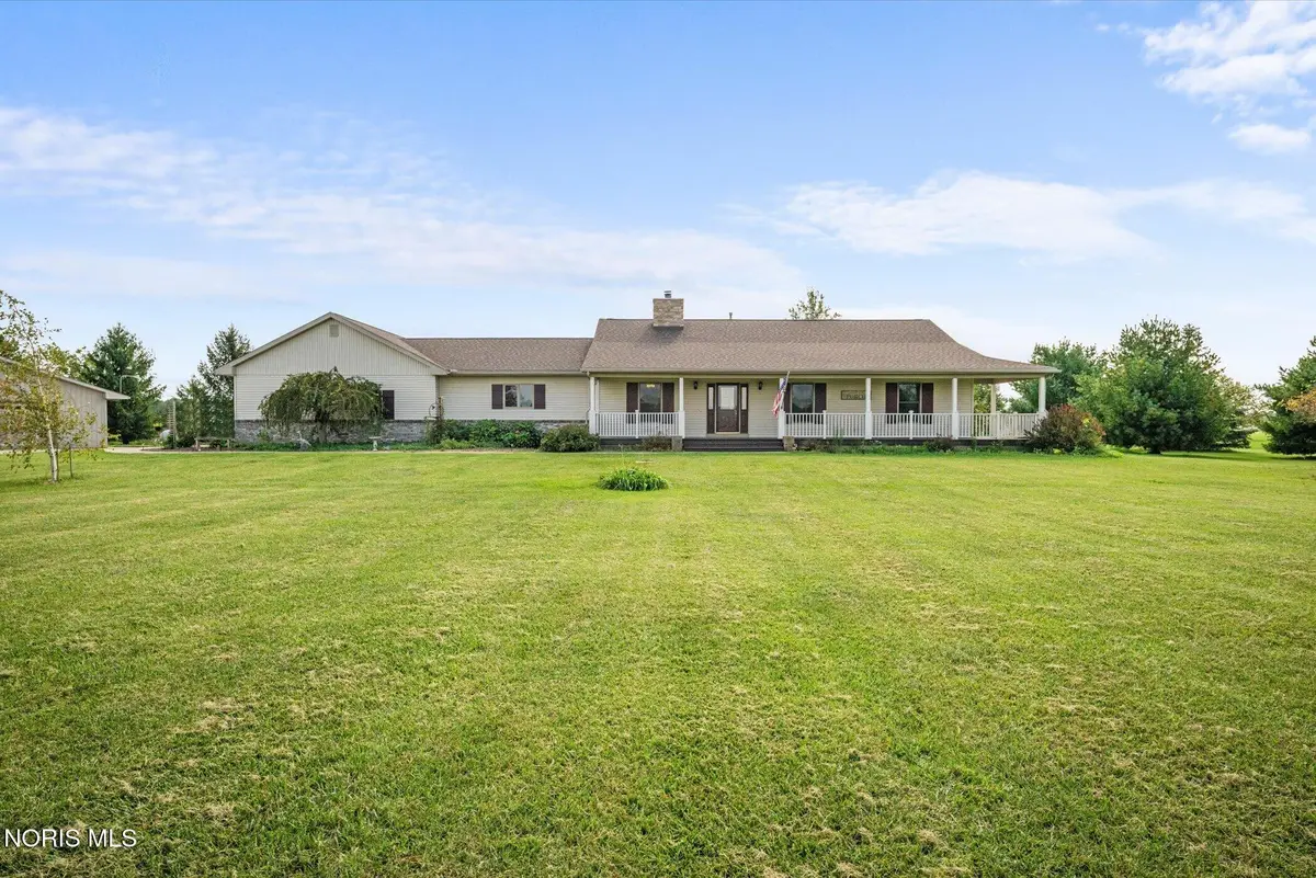 18397 Robinson Road, Bowling Green, OH 43402 - #1