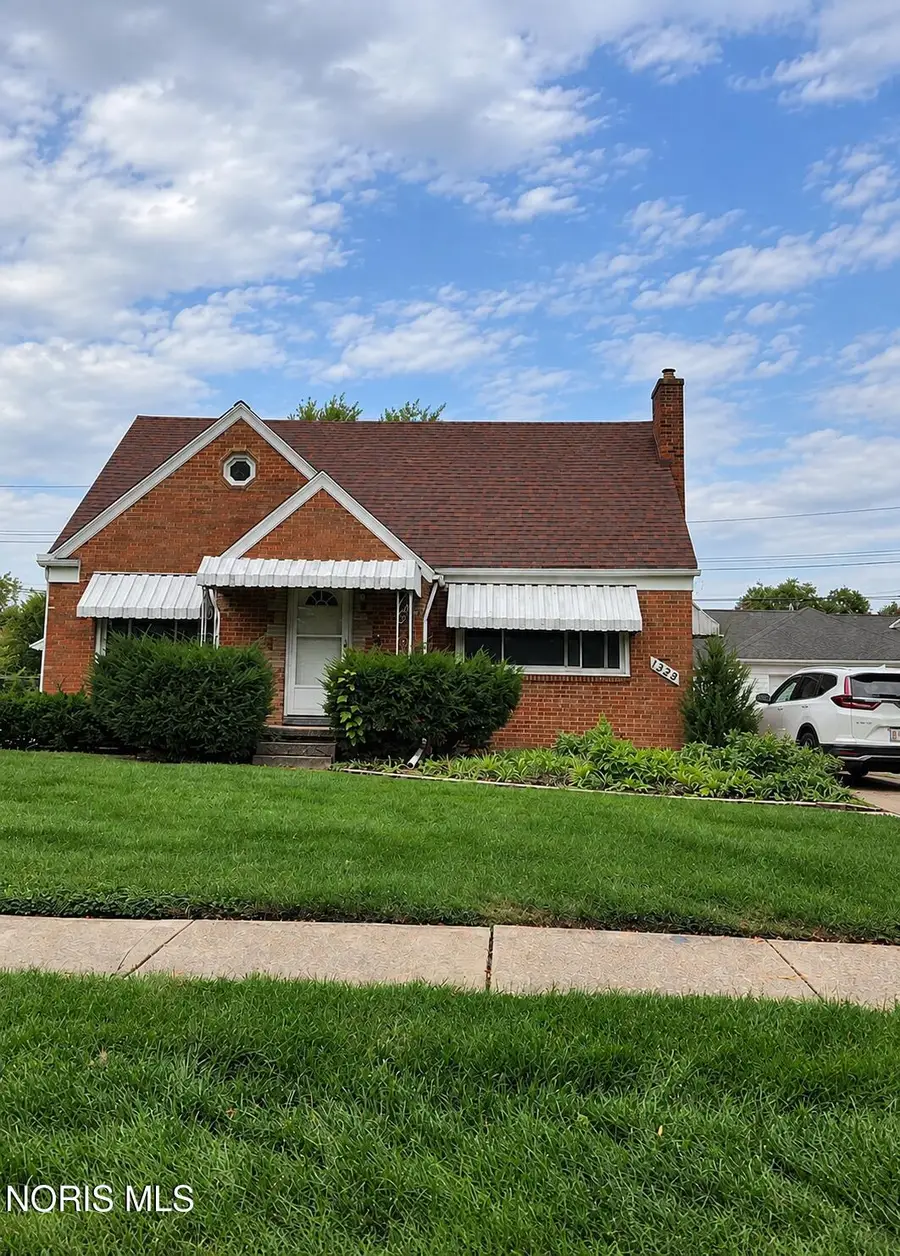 1528 Charmaine Drive, Toledo, OH 43614 - #2