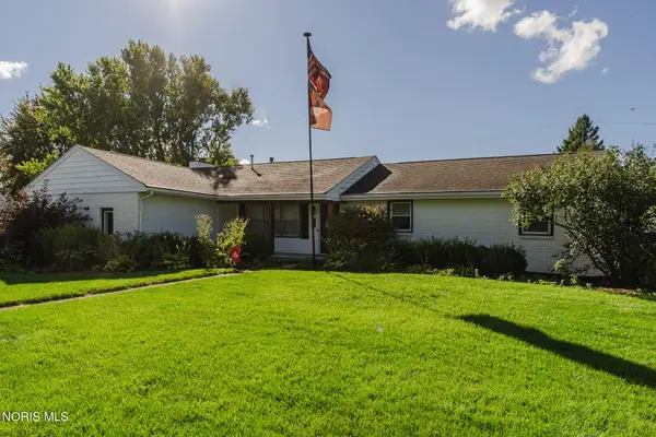 255 E Yates Avenue, Findlay, OH 45840