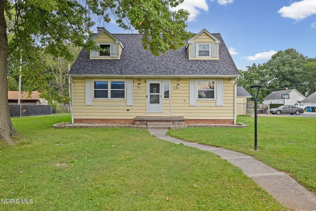 108 N Edward Street, Oregon, OH 43616 - #1