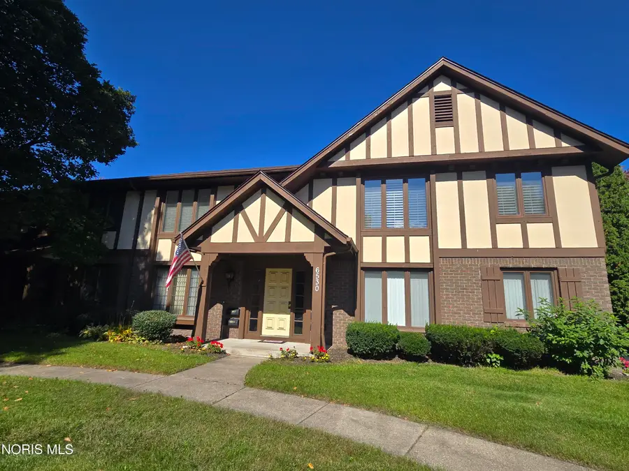 6530 Kingsbridge Drive #Apt C2, Sylvania, OH 43560 - #2
