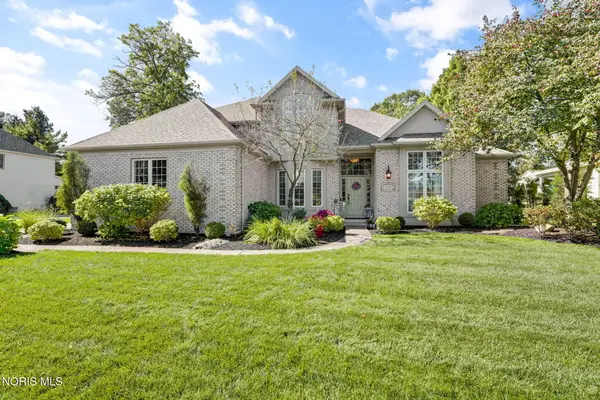 2225 Willow Pond Boulevard, Sylvania, OH 43560