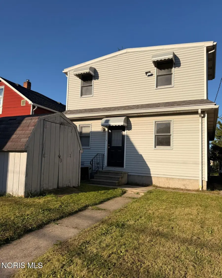 231 Elm Street, Rossford, OH 43460 - #3