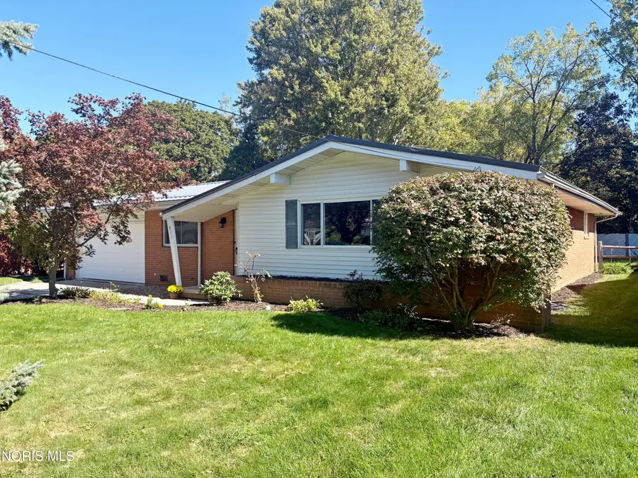 511 Harvest Lane, Bowling Green, OH 43402 - #2