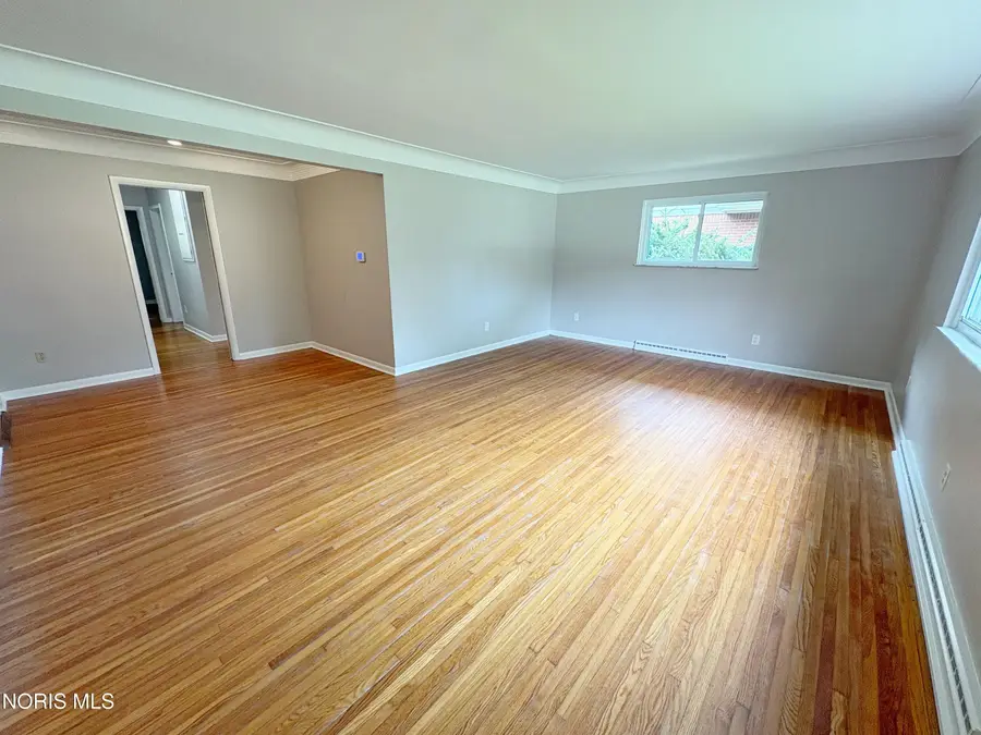 511 Harvest Lane, Bowling Green, OH 43402 - #3