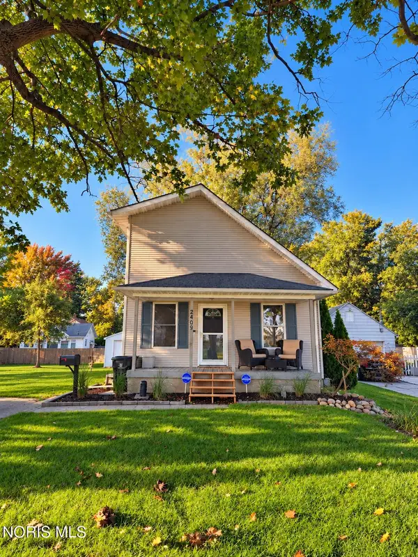 2409 Pickle Road, Oregon, OH 43616