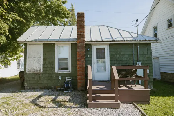 1214 S Jackson Street, Defiance, OH 43512