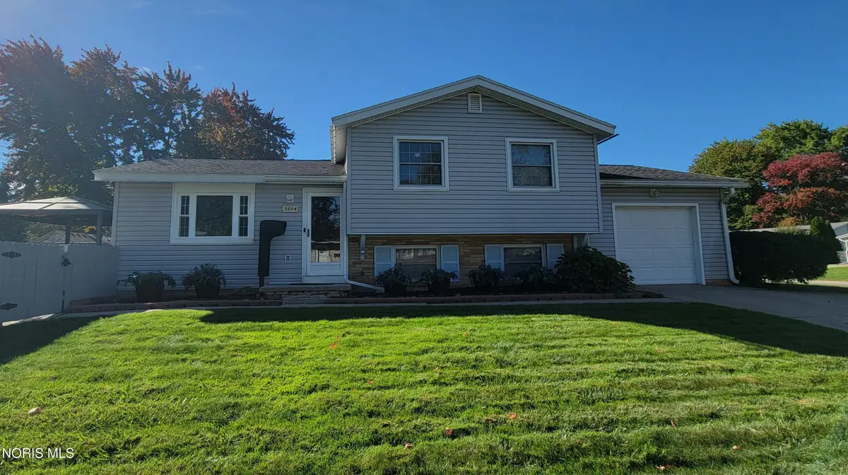 5054 Oakridge Drive, Toledo, OH 43623 - #1