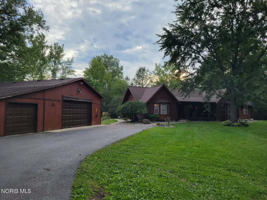 6325 Devils Hole Road, Pemberville, OH 43450 - #2