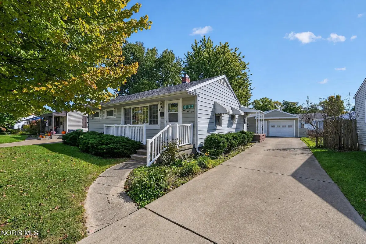 1362 Junior Drive, Maumee, OH 43537 - #1