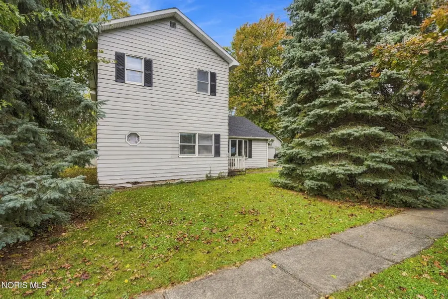 216 W Cooper Street, McComb, OH 45858 - #3