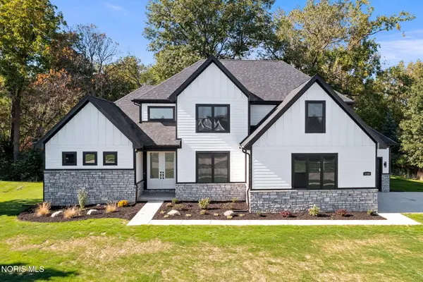 1380 Brookwoode Road, Perrysburg, OH 43551