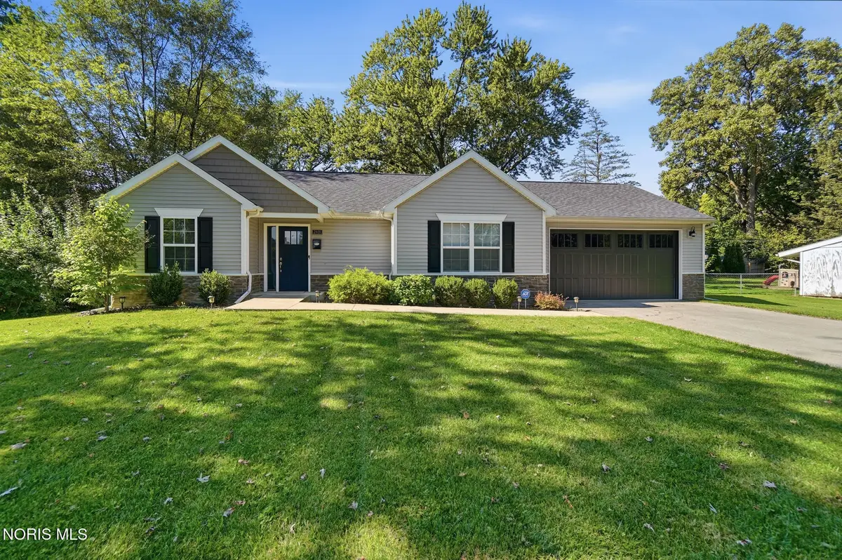 2909 E Lincolnshire Boulevard, Toledo, OH 43606 - #1