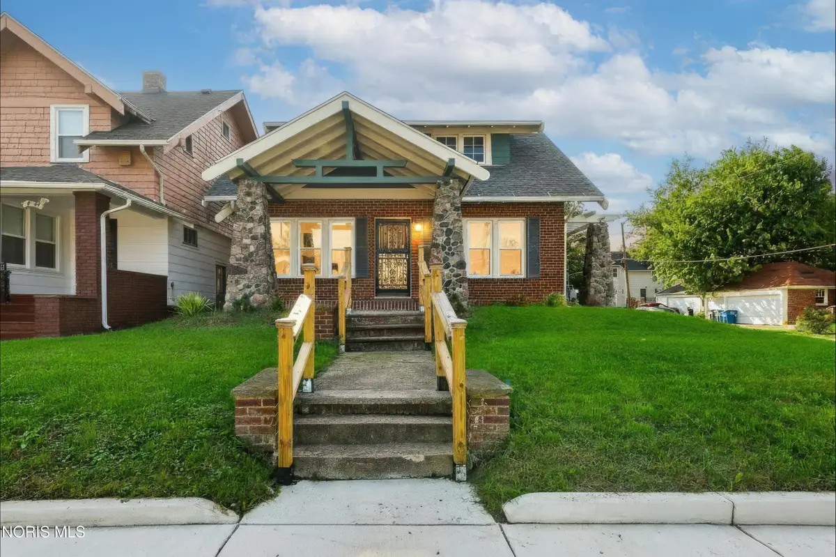 2053 Calumet Avenue, Toledo, OH 43607 - #1
