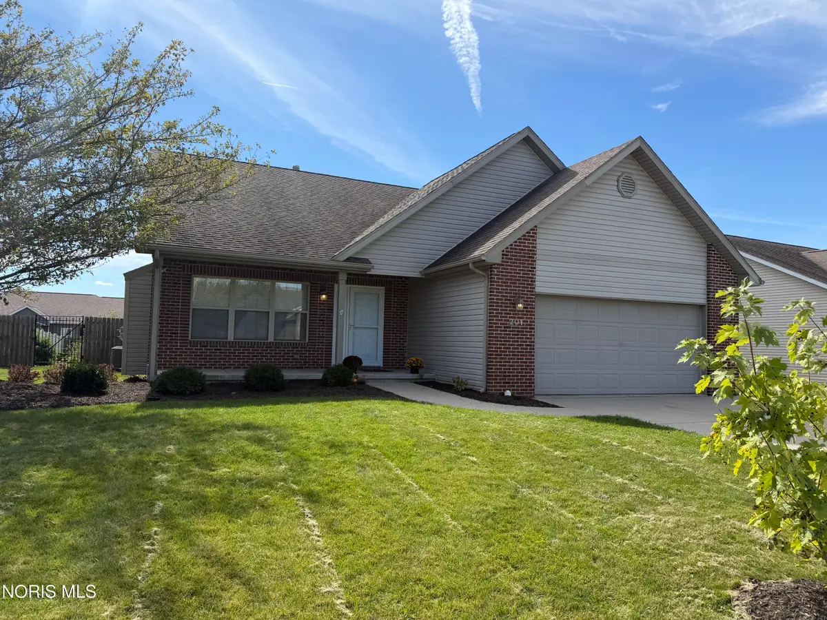 201 Carlee Lane, Findlay, OH 45840 - #1