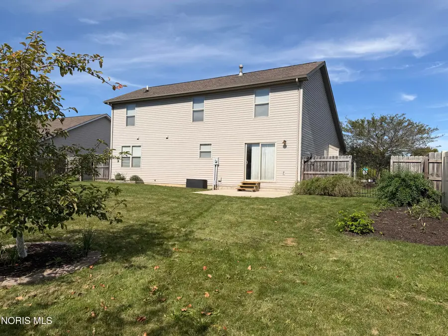 201 Carlee Lane, Findlay, OH 45840 - #2