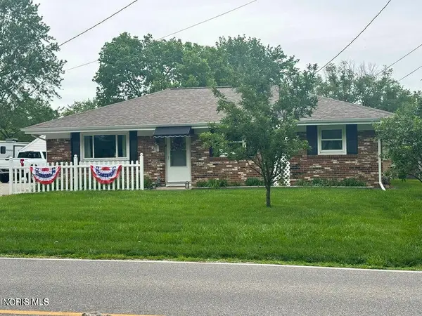 800 W High Street, Defiance, OH 43512