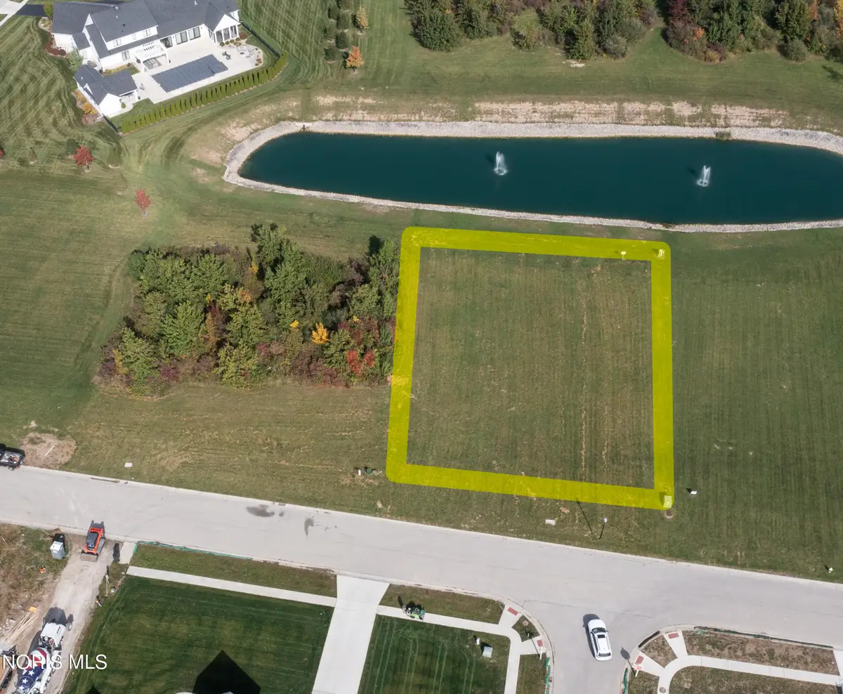 3307 Chapel Creek Drive, Perrysburg, OH 43551 - #1
