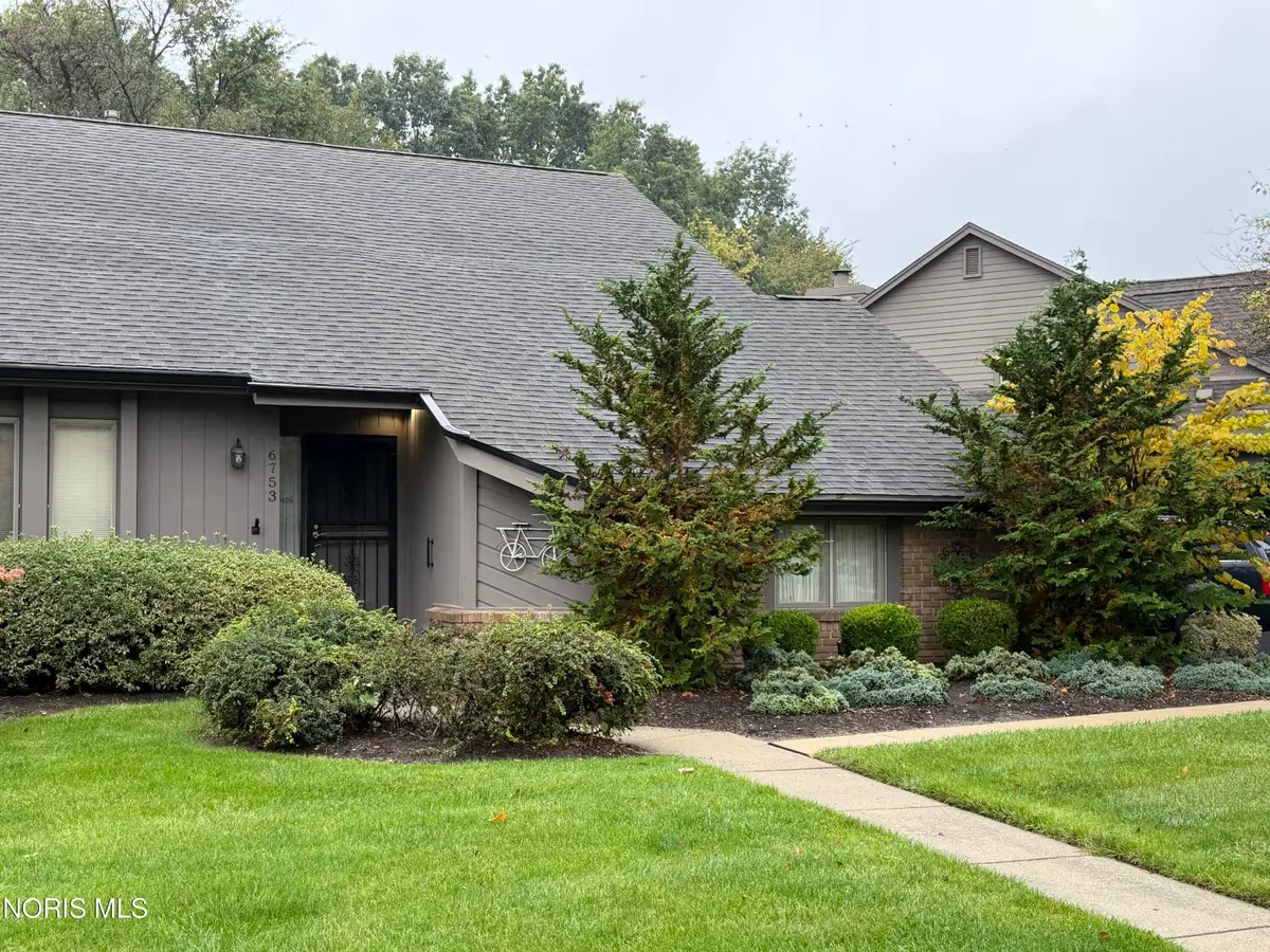 6753 Carrietowne Lane, Toledo, OH 43617 - #1