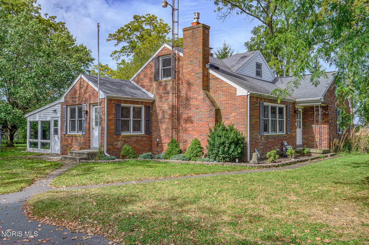 18163 Banks Road, Pemberville, OH 43450 - #1