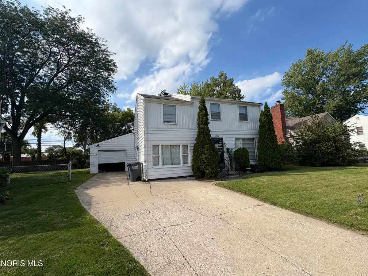 2821 Latonia Boulevard, Toledo, OH 43606 - #1