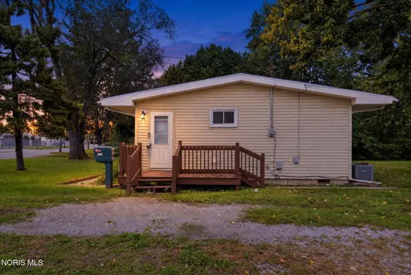 2239 Pickle Road, Oregon, OH 43616