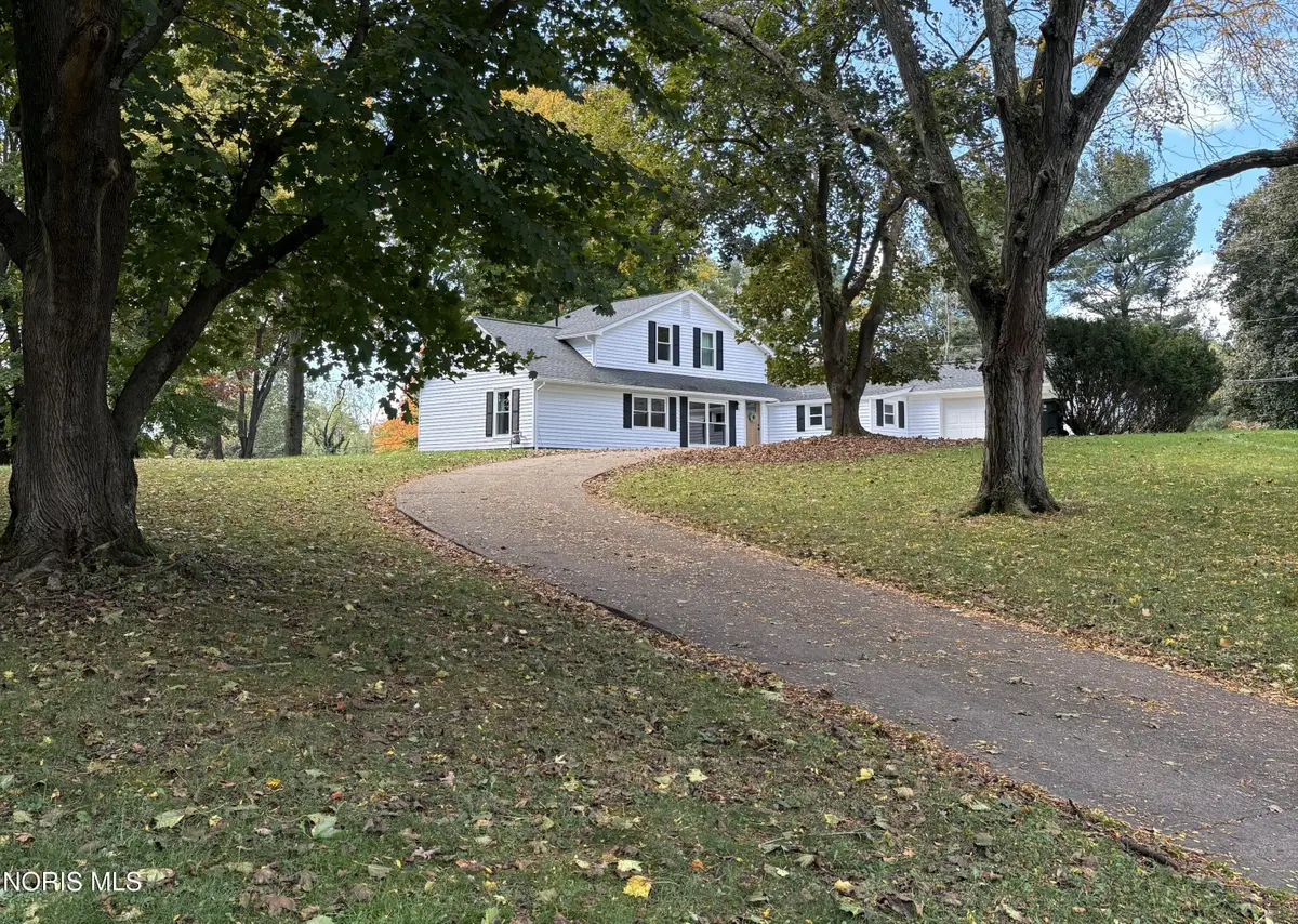 1038 Dell Circle, Plain, OH 44720 - #1